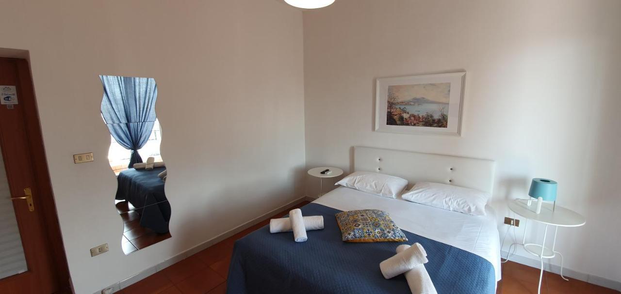 Il Balconcino Hotel Napoli Bagian luar foto