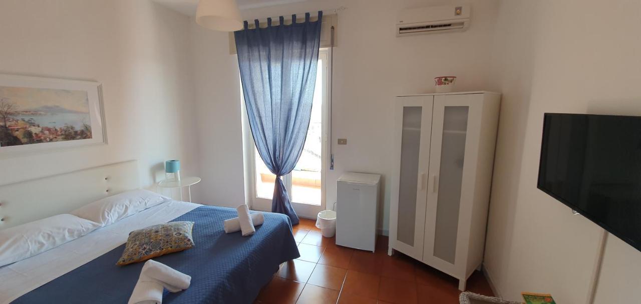 Il Balconcino Hotel Napoli Bagian luar foto