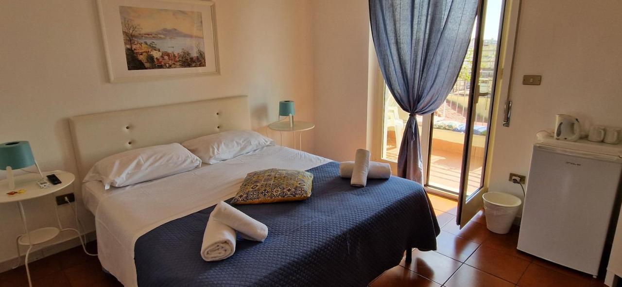 Il Balconcino Hotel Napoli Bagian luar foto
