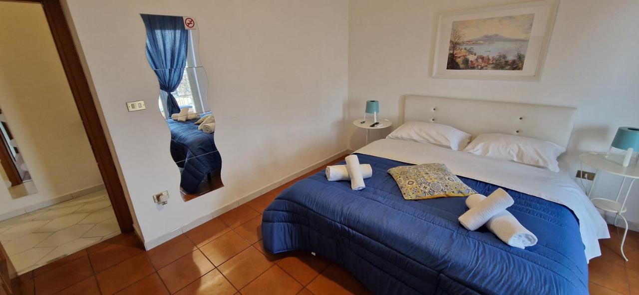 Il Balconcino Hotel Napoli Bagian luar foto