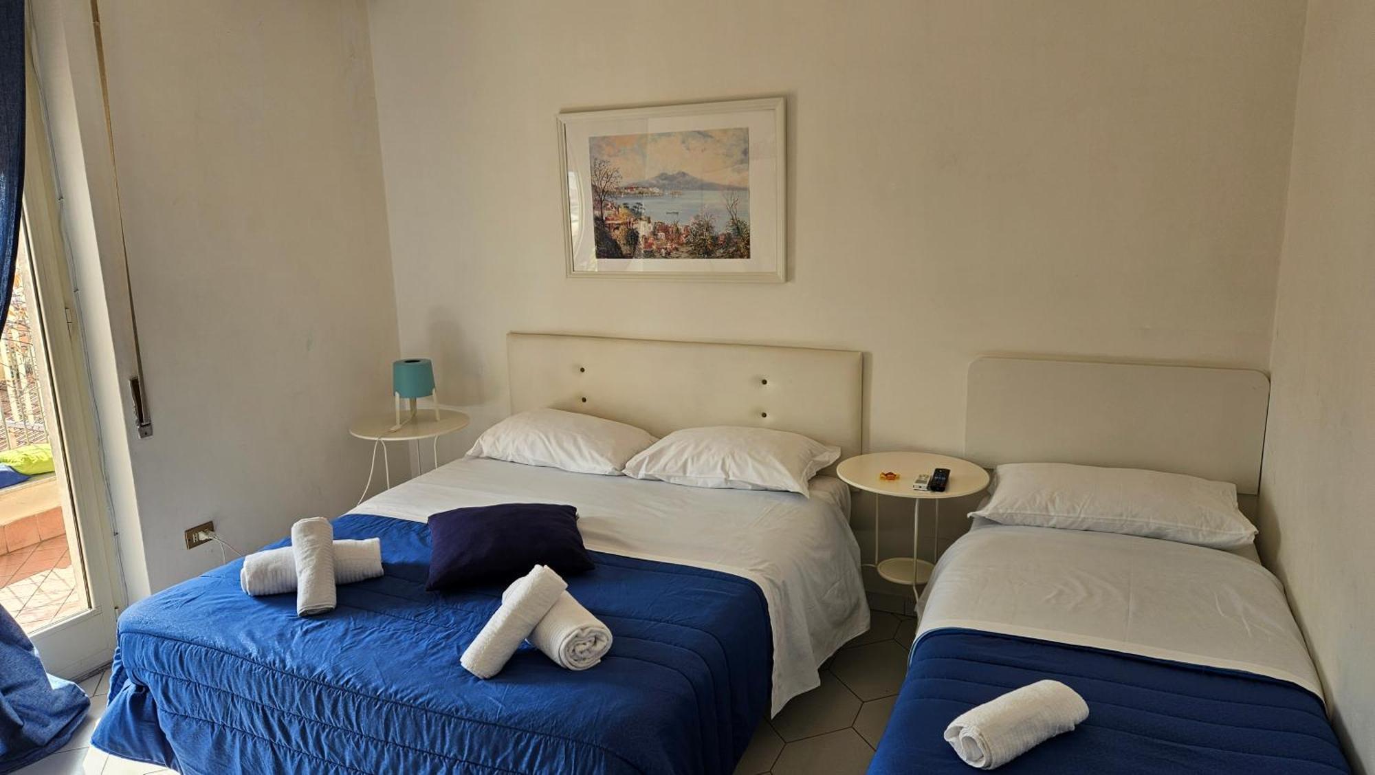 Il Balconcino Hotel Napoli Bagian luar foto