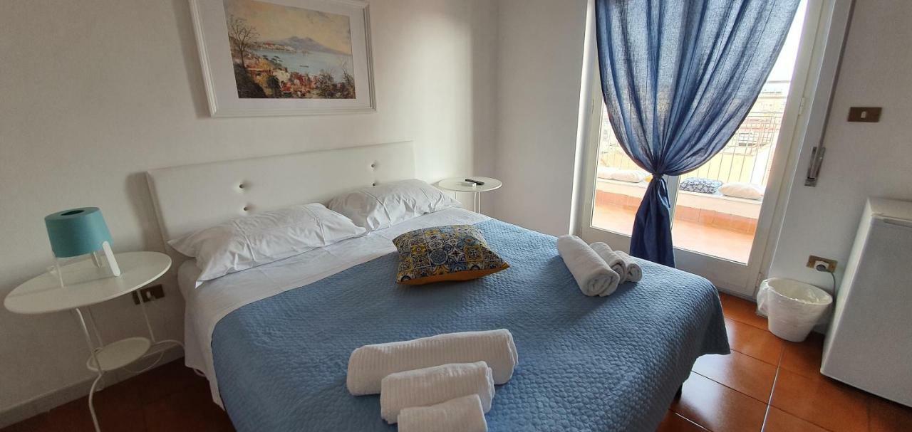 Il Balconcino Hotel Napoli Bagian luar foto