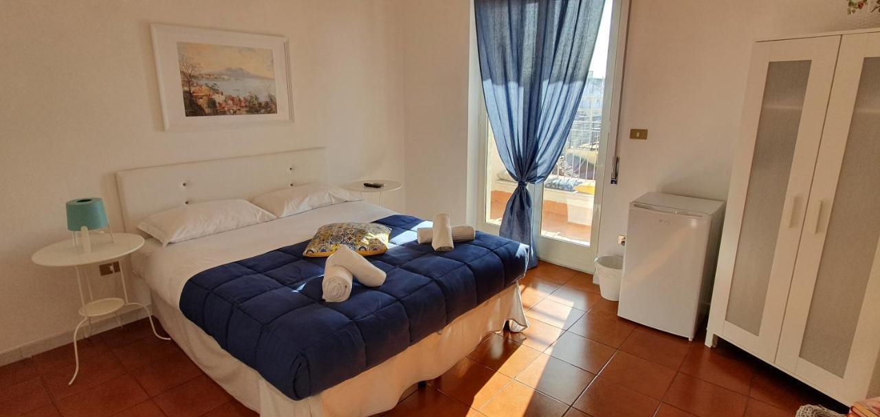 Il Balconcino Hotel Napoli Bagian luar foto